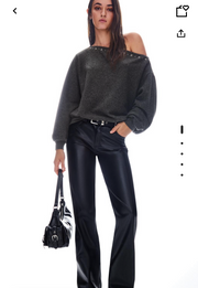 Toka Detaylı Triko Kazak