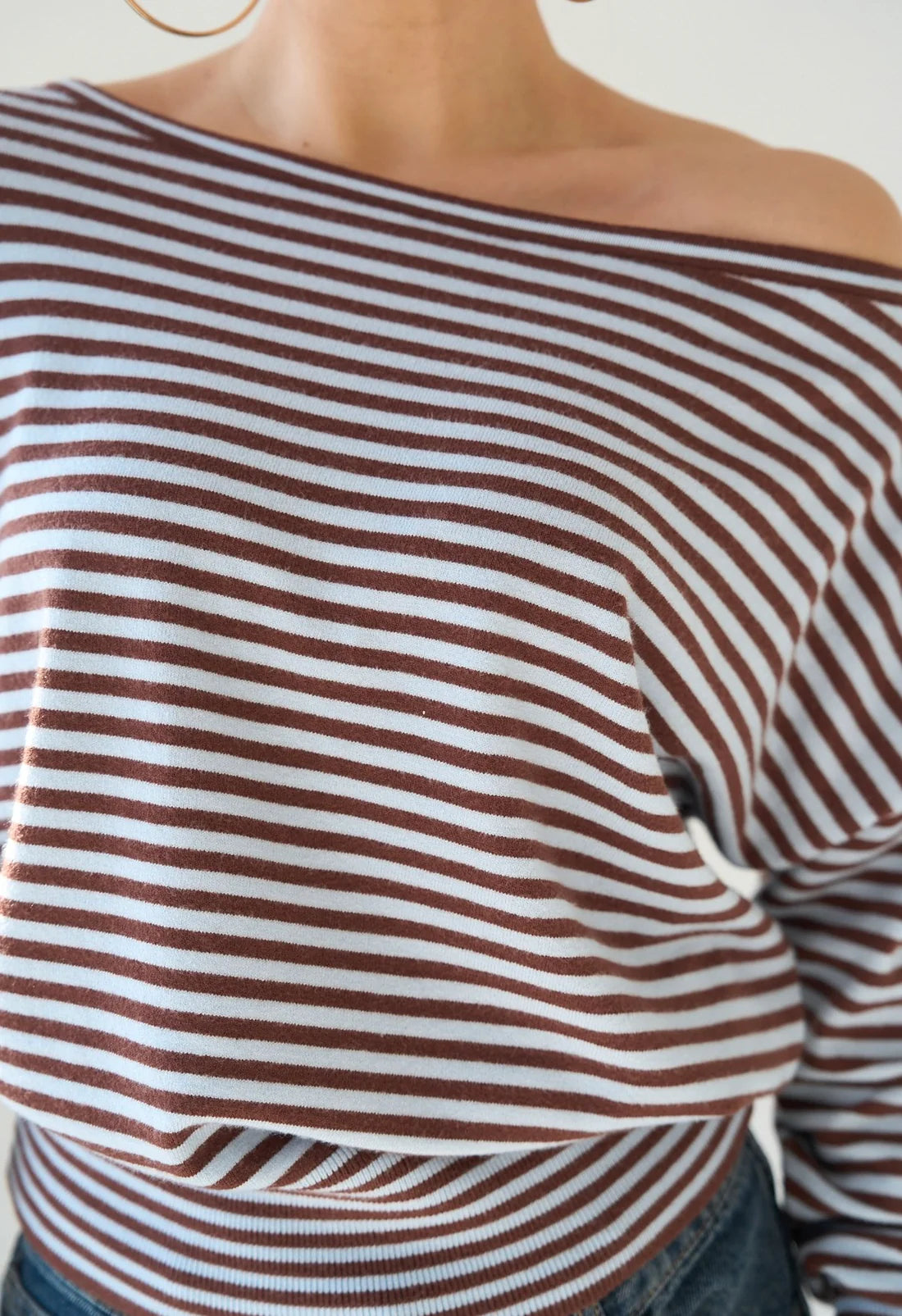 Açık Omuzlu Çizgili Kazak