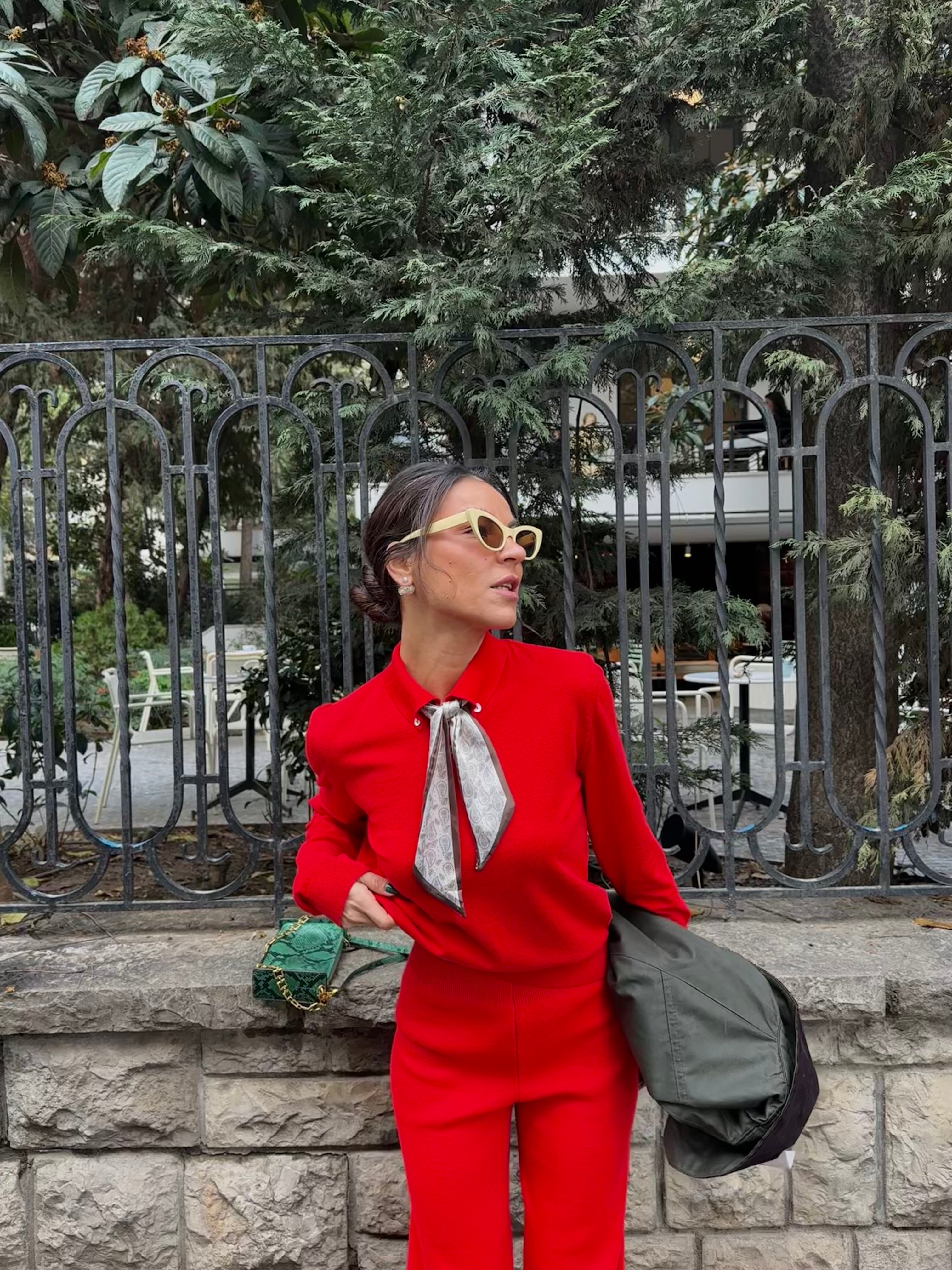 Fularlı Triko Kazak