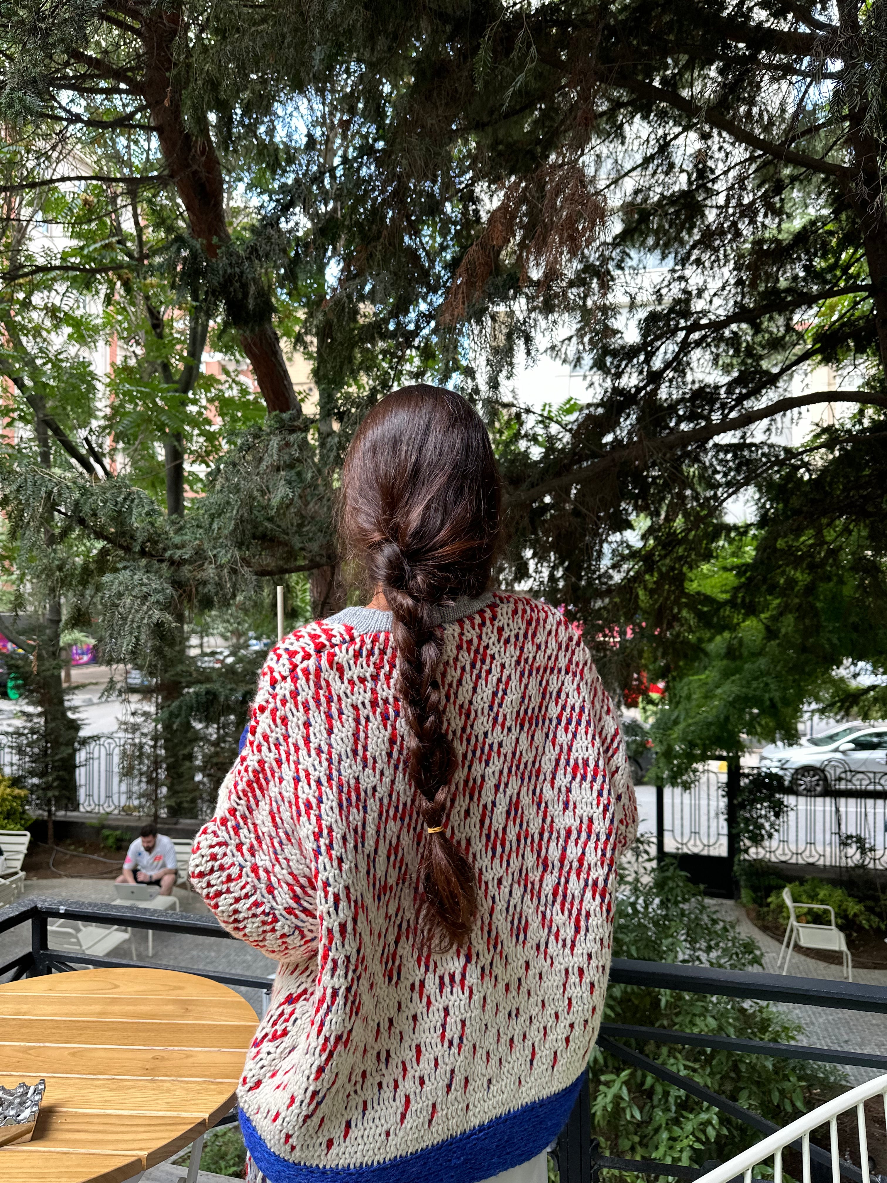 Çok Renkli Püskül Detay Hırka