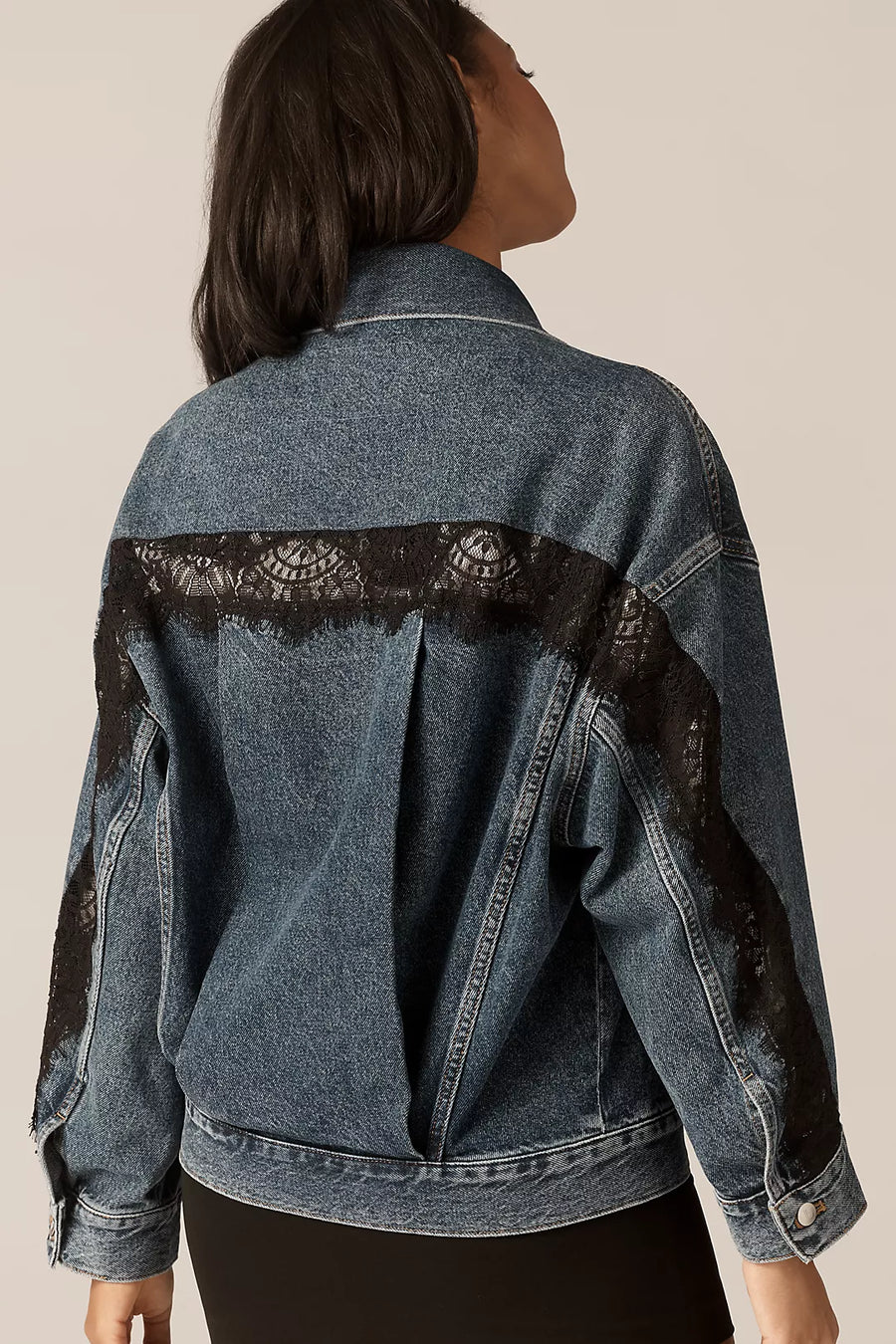 Dantel Detaylı Kot Ceket