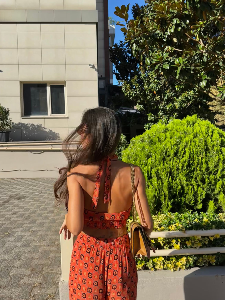 Derin Yırtmaçlı Pantolon/Büstiyer Takım