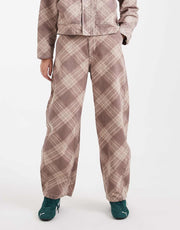 Kareli Barrel Jean